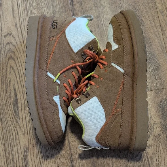 UGG Brown and White Sneakers with Orange Laces - Picture 4 of 7